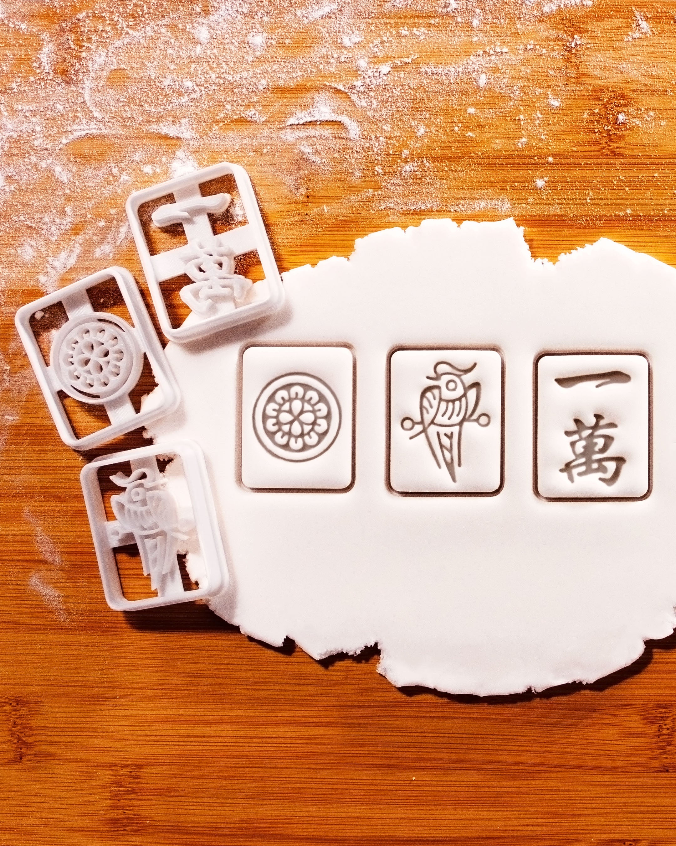 Mahjong Cookie Cutters Set of 3: 一萬雀牌一筒| Bakerlogy
