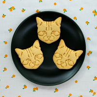 american shorthair cat cookies made with bakerlogy american shorthair cat cookie cutter