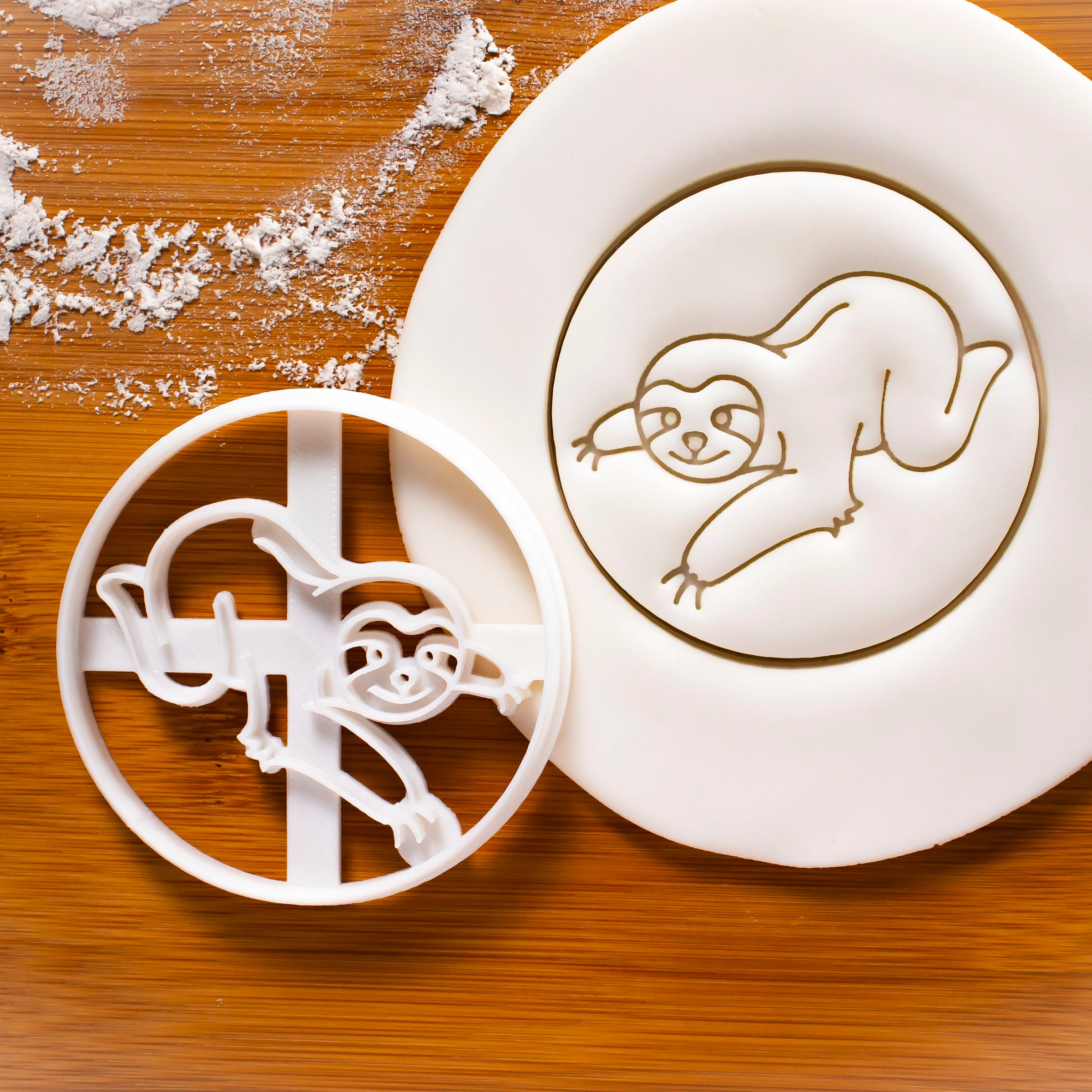 Sloth crawling Cookie Cutter