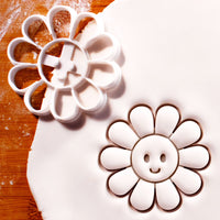 Happy Daisy Flower Cookie Cutter