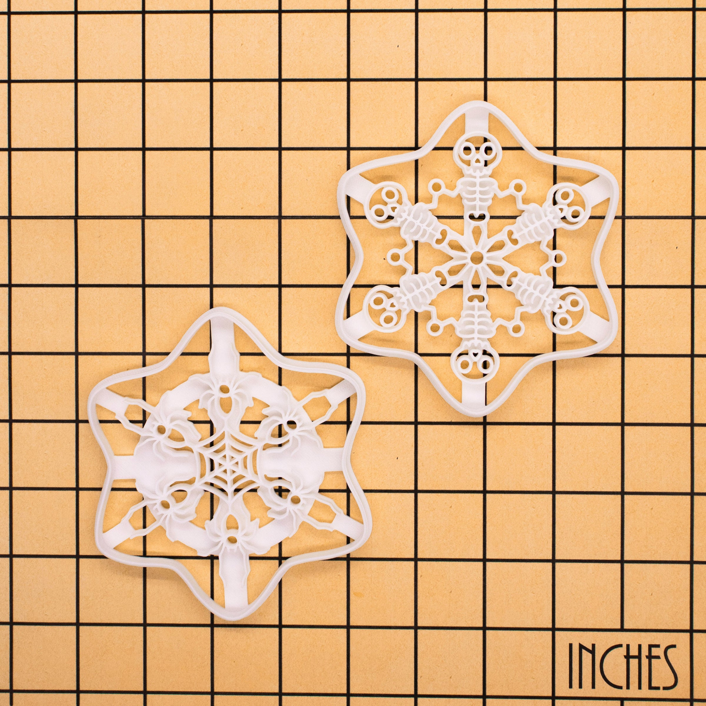 Gothic Snowflake Set (2pcs)