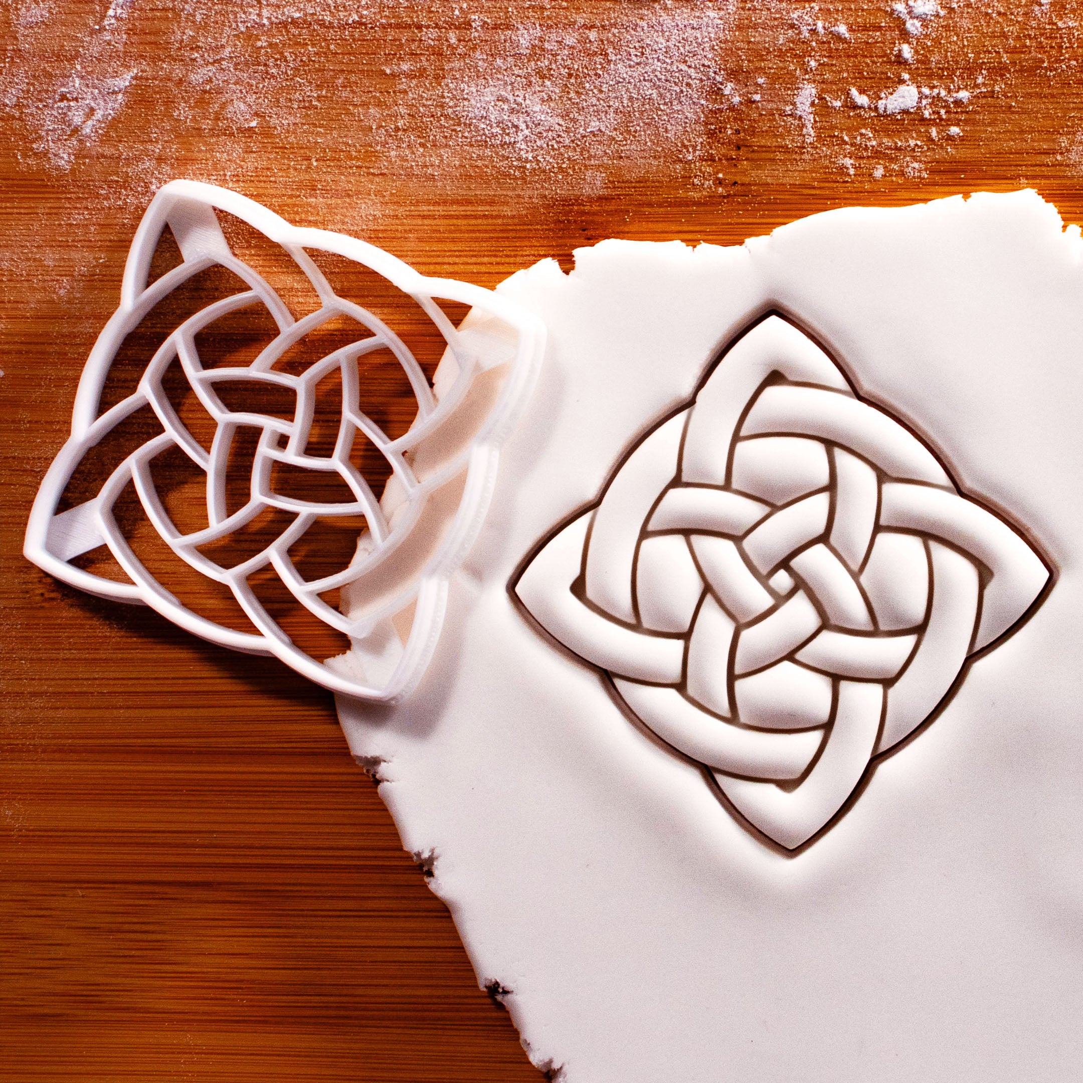 Quaternary Celtic Knot