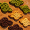Serch Bythol Celtic Knot