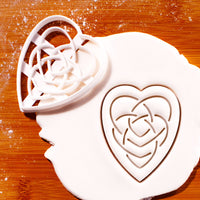 Motherhood Celtic Knot 1
