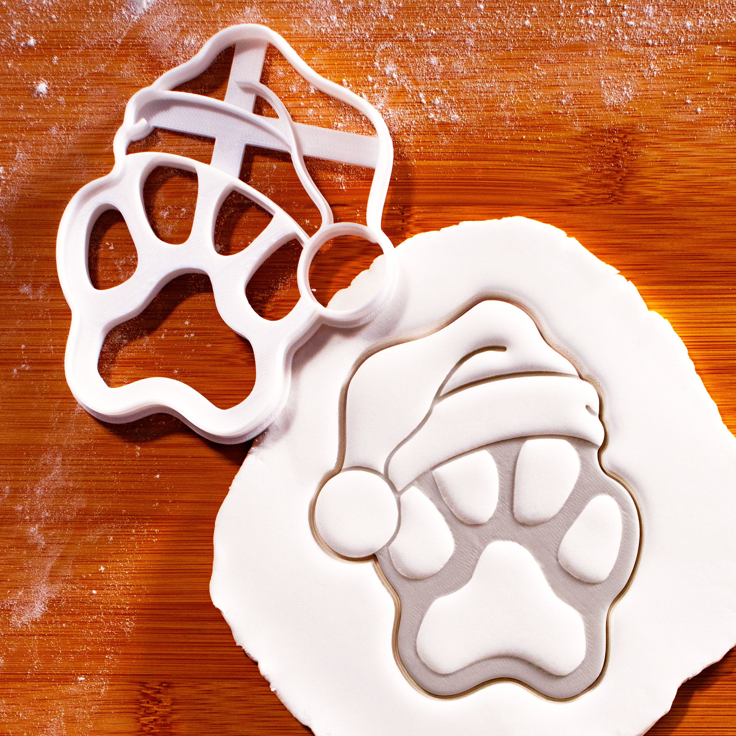 Large Realistic Santa Paw