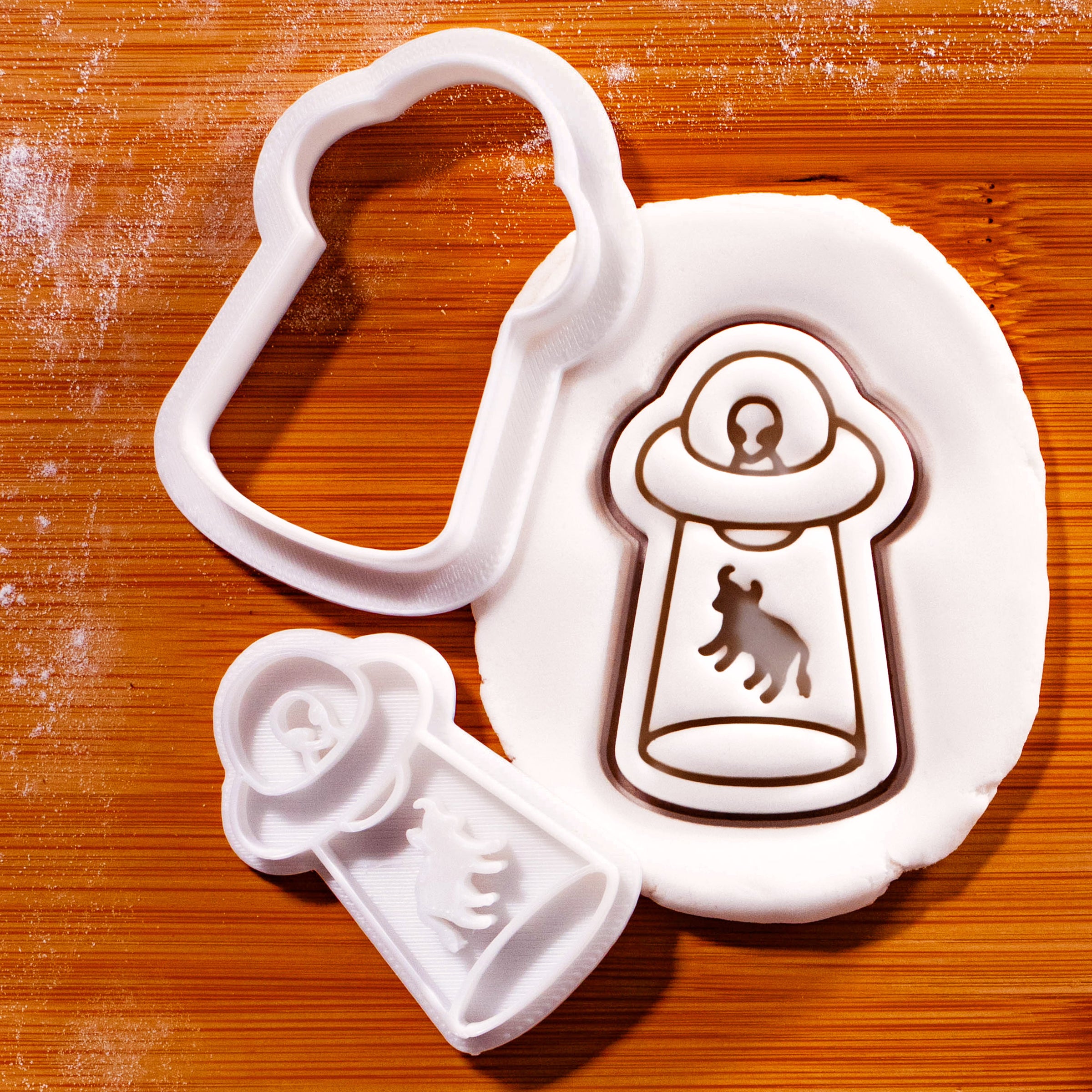 UFO Abducting Cow Mini Set