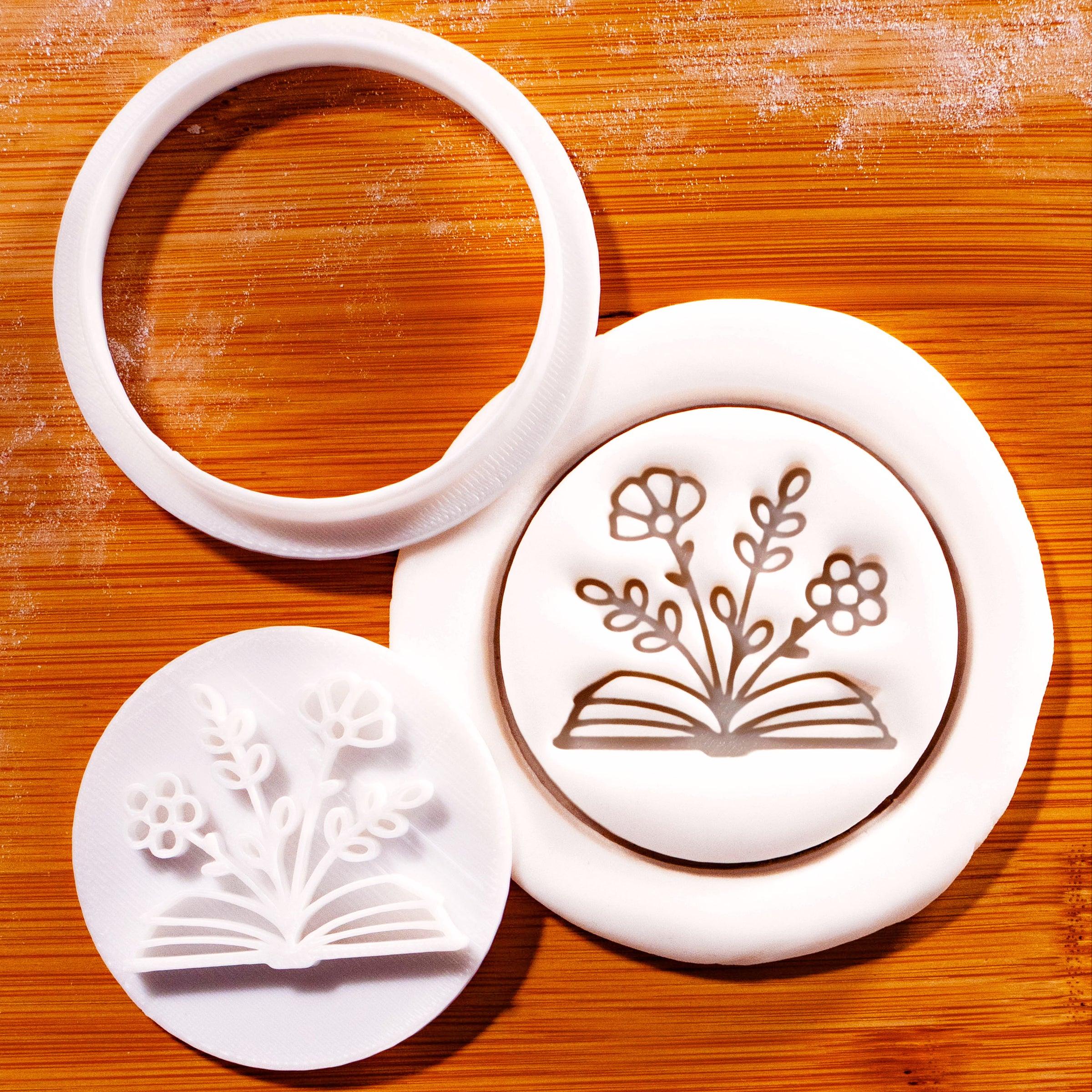 Open Book with Flowers Mini Set