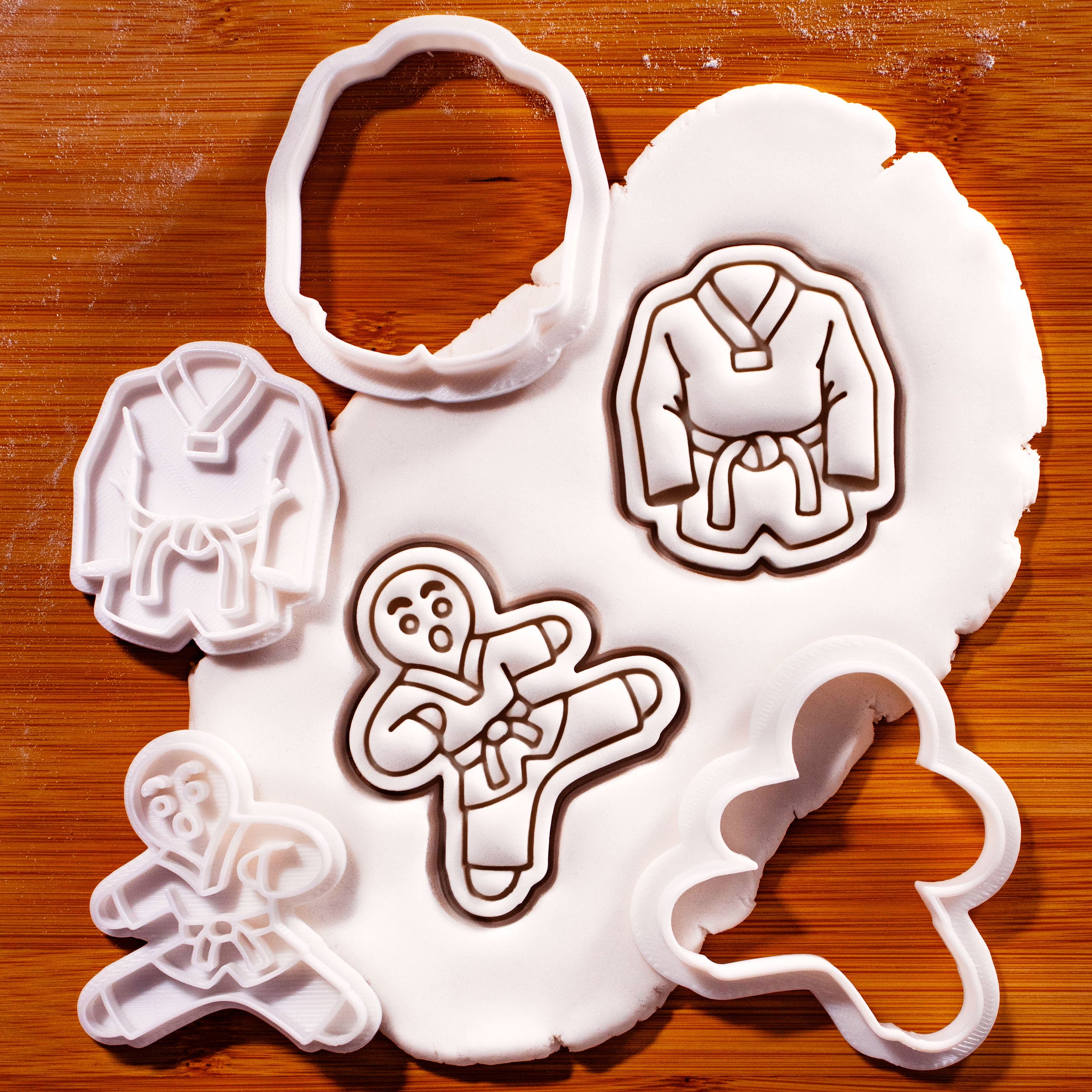 Taekwondo Gingerbread Man & Dobok Mini Set