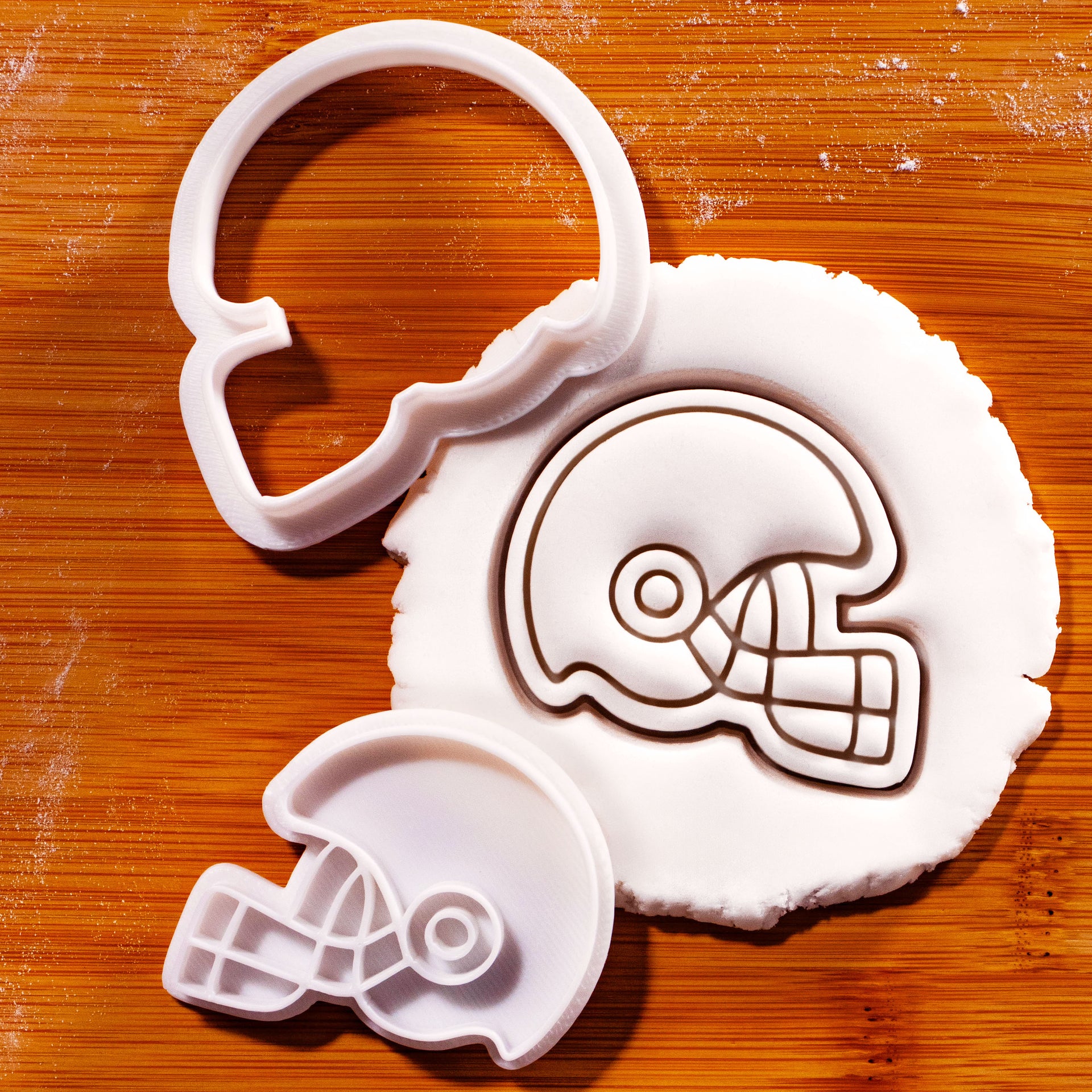 American Football Helmet Mini Cookie Cutter & Stamp Set – Bakerlogy