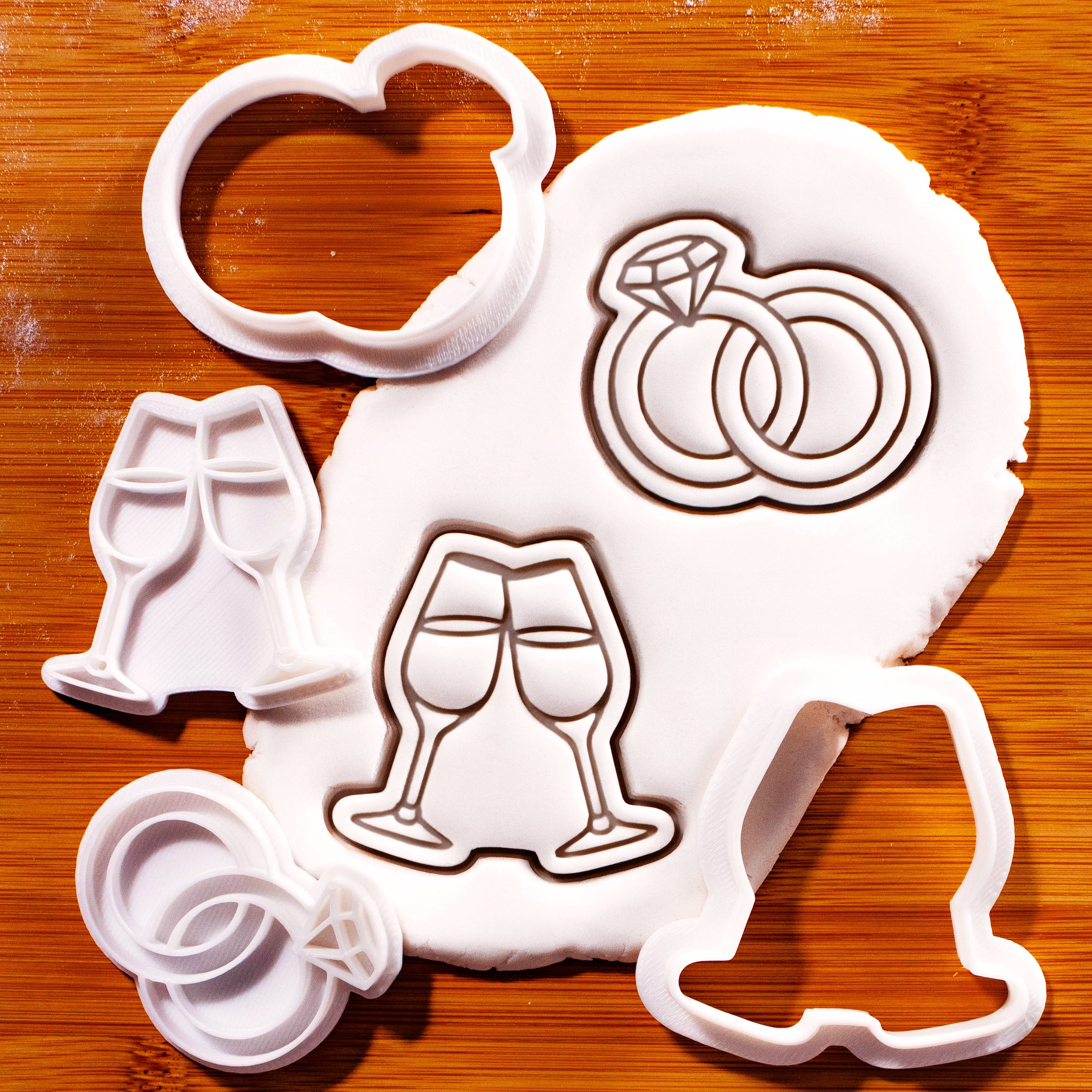 Wedding Rings & Clinking Champagne Glasses Mini Set
