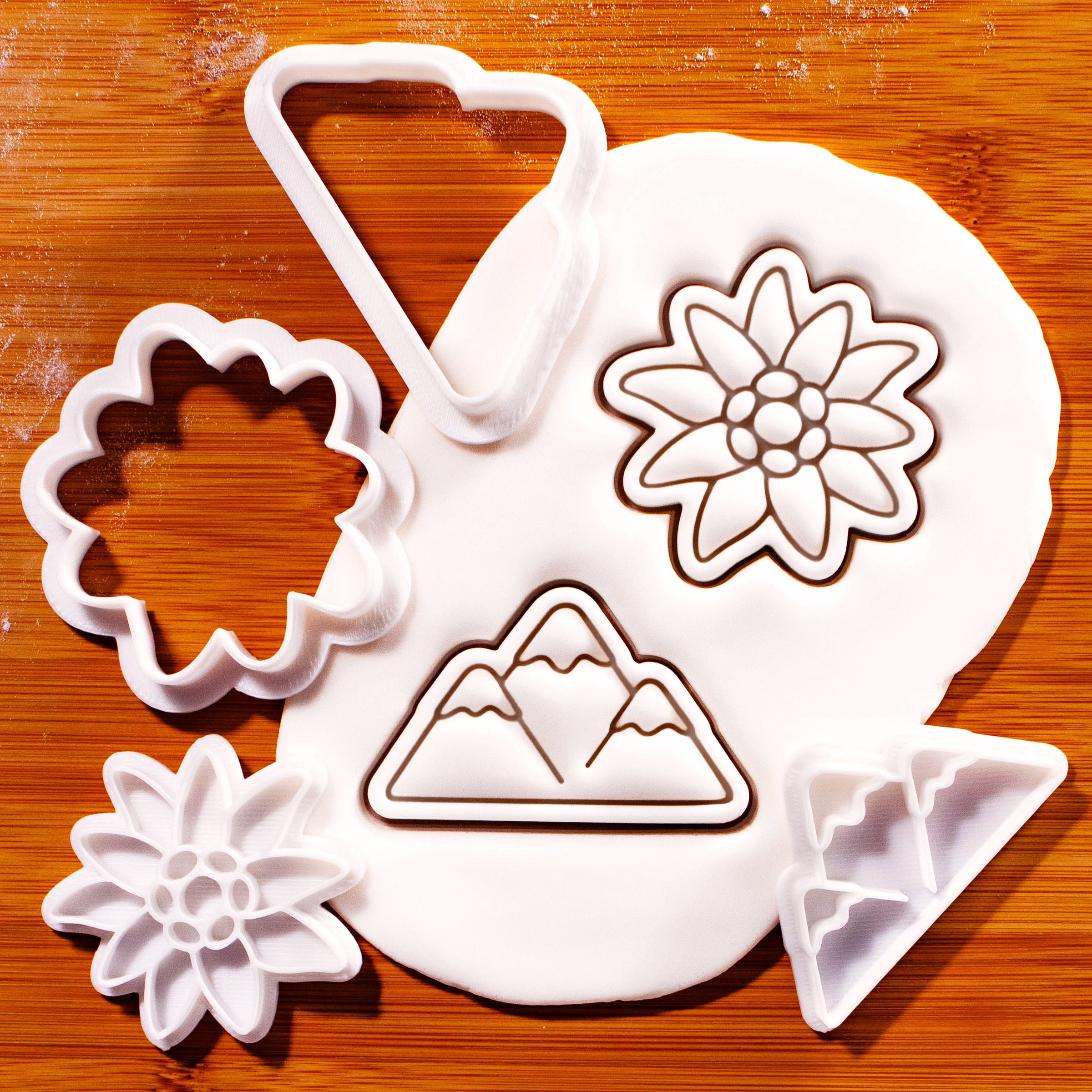 Edelweiss & Cute Snowy Mountain Mini Set
