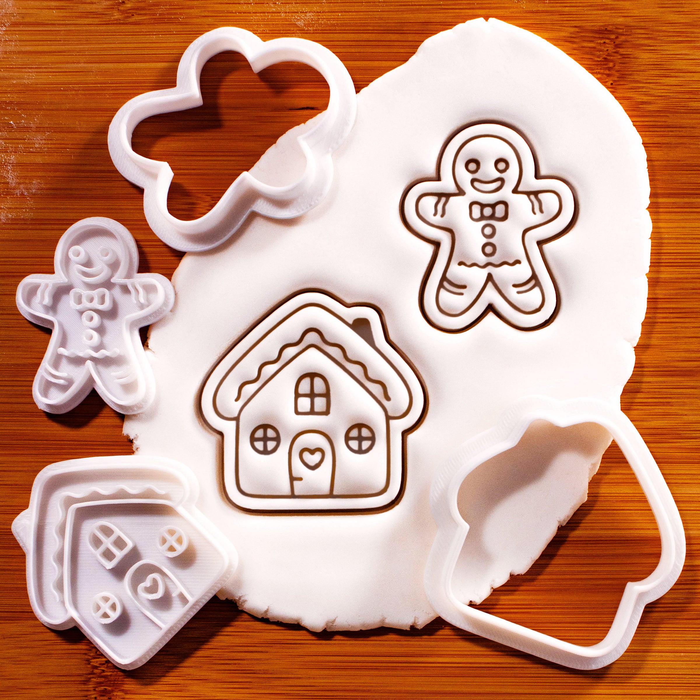 Cottage House & Happy Gingerbread Mini Set
