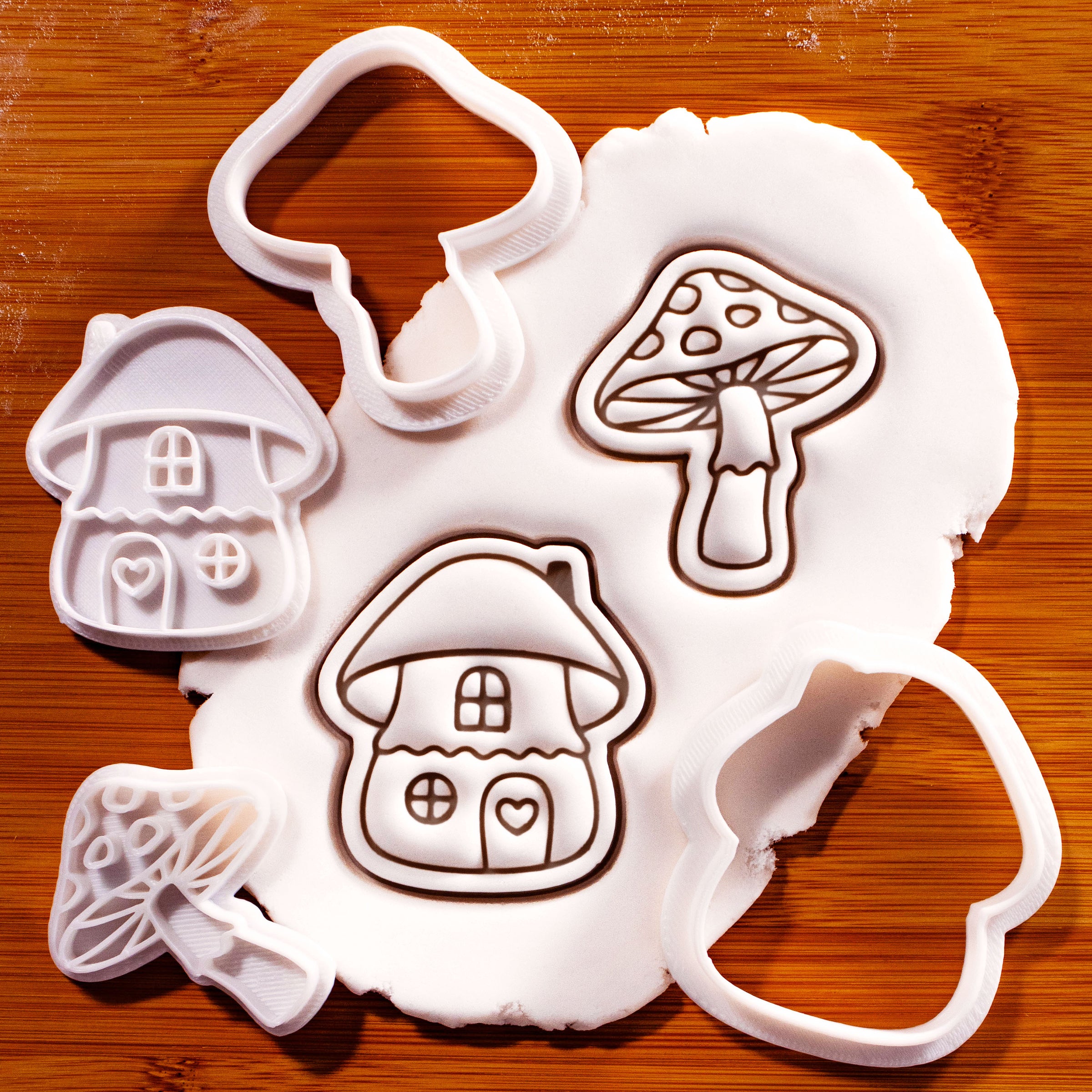 Toadstool & Mushroom Cottage Mini Cookie Cutter & Stamp Set