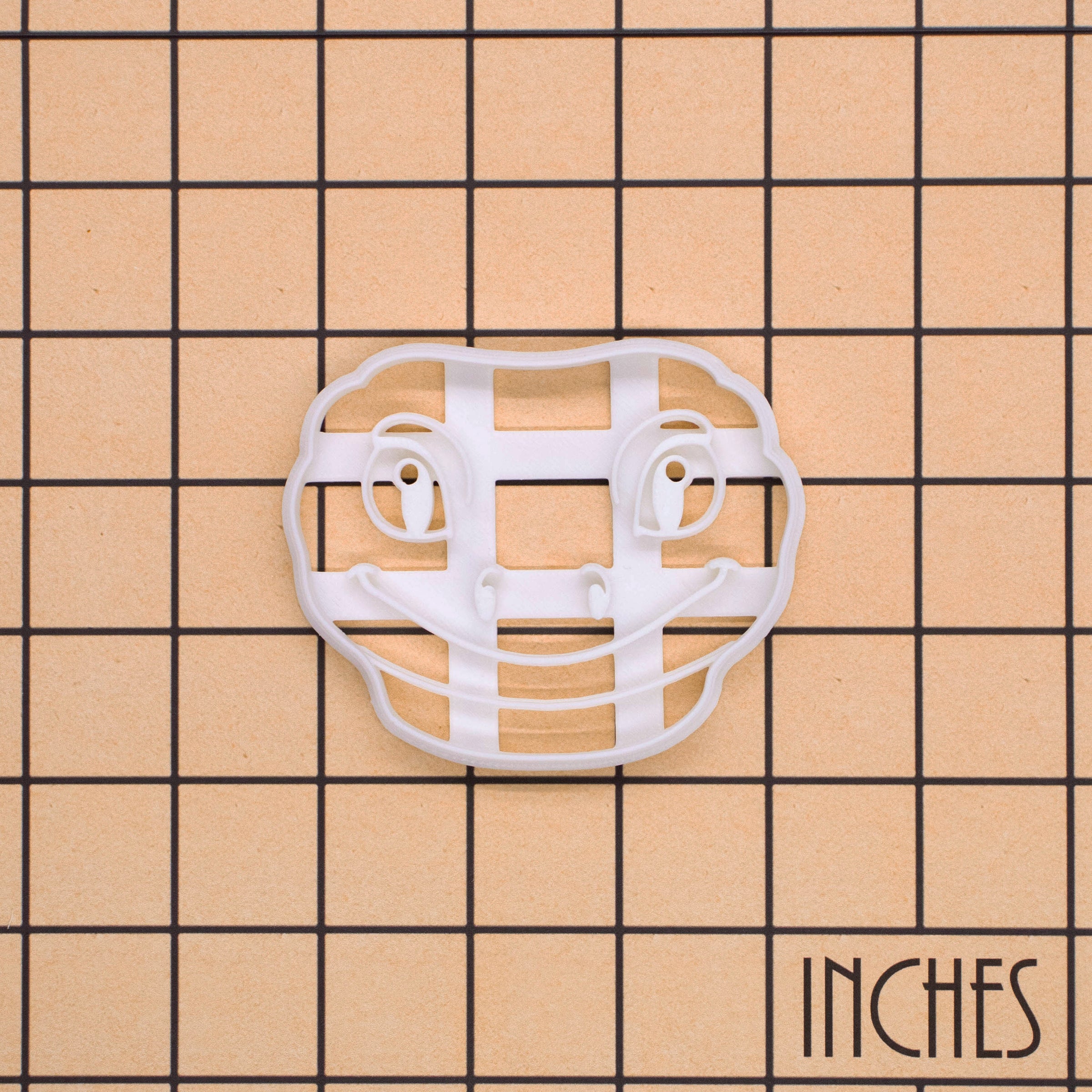 Smiling Gecko Face Cookie Cutter