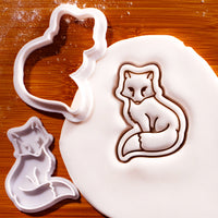 Fox Sitting Mini Cookie Cutter & Stamp Set