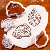 Set of 2 Veiled Chameleon Mini Cookie Cutter & Stamp Set