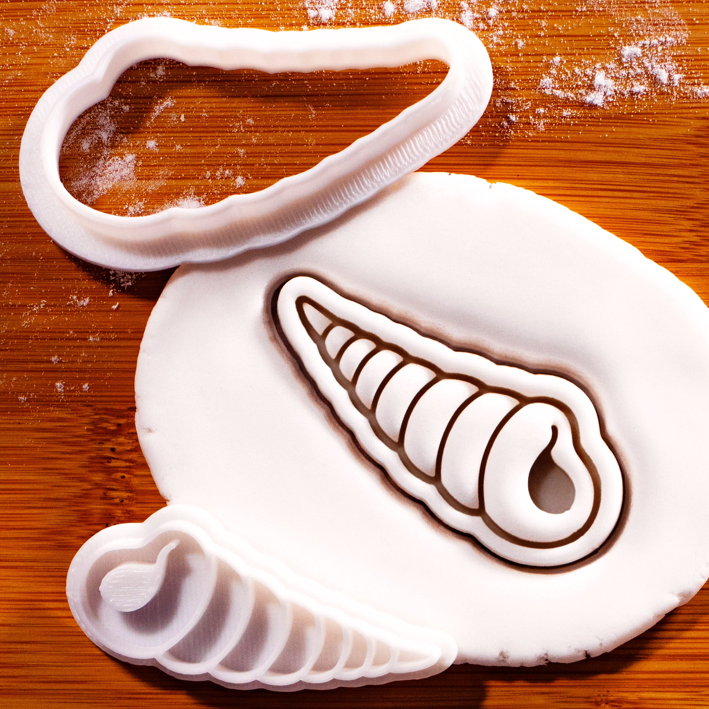 Screw Shell Mini Cookie Cutter & Stamp Set