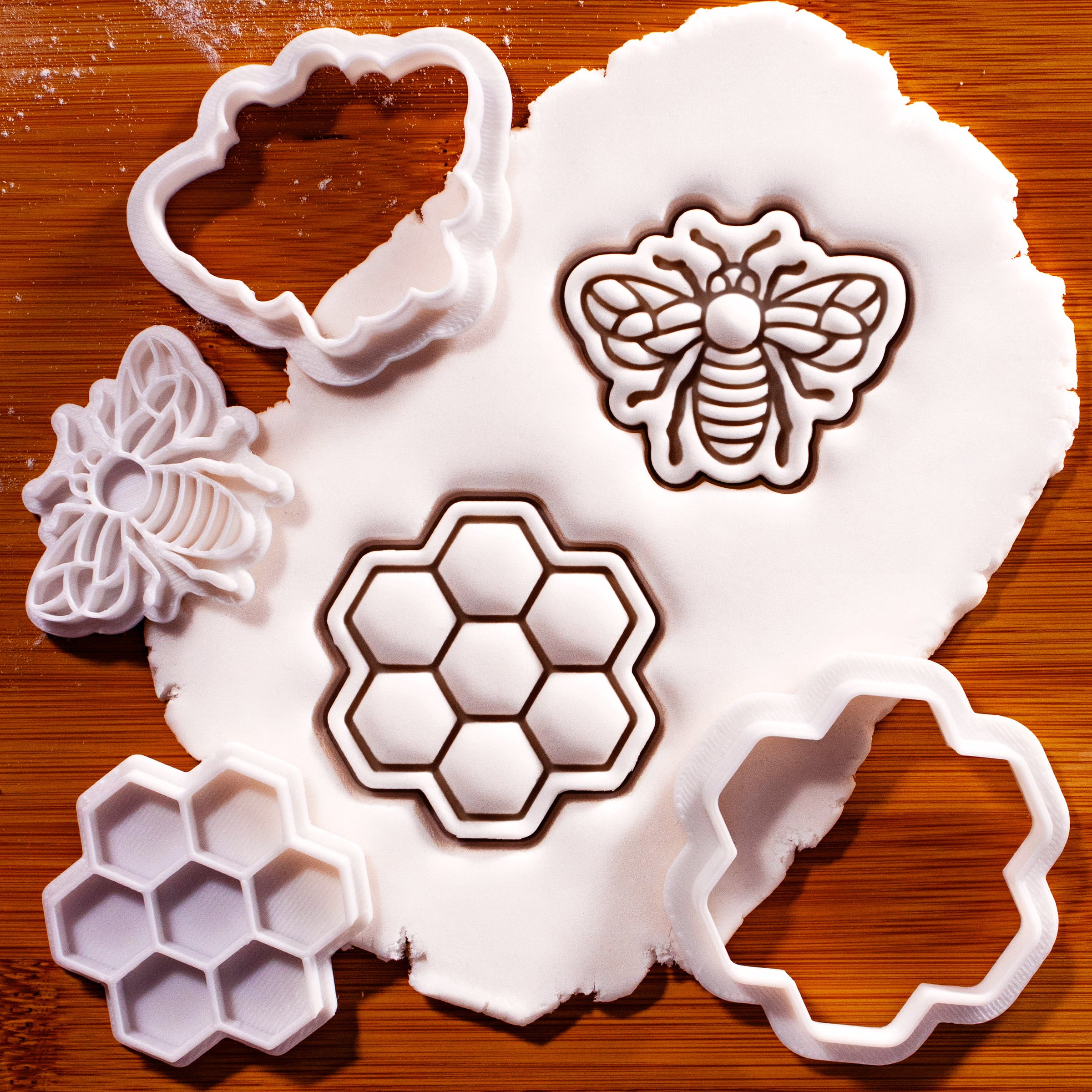 Set of 2 Bee Shaped Honey Bee & Hexagonal Honeycomb Mini Cookie Cutter & Stamp Set