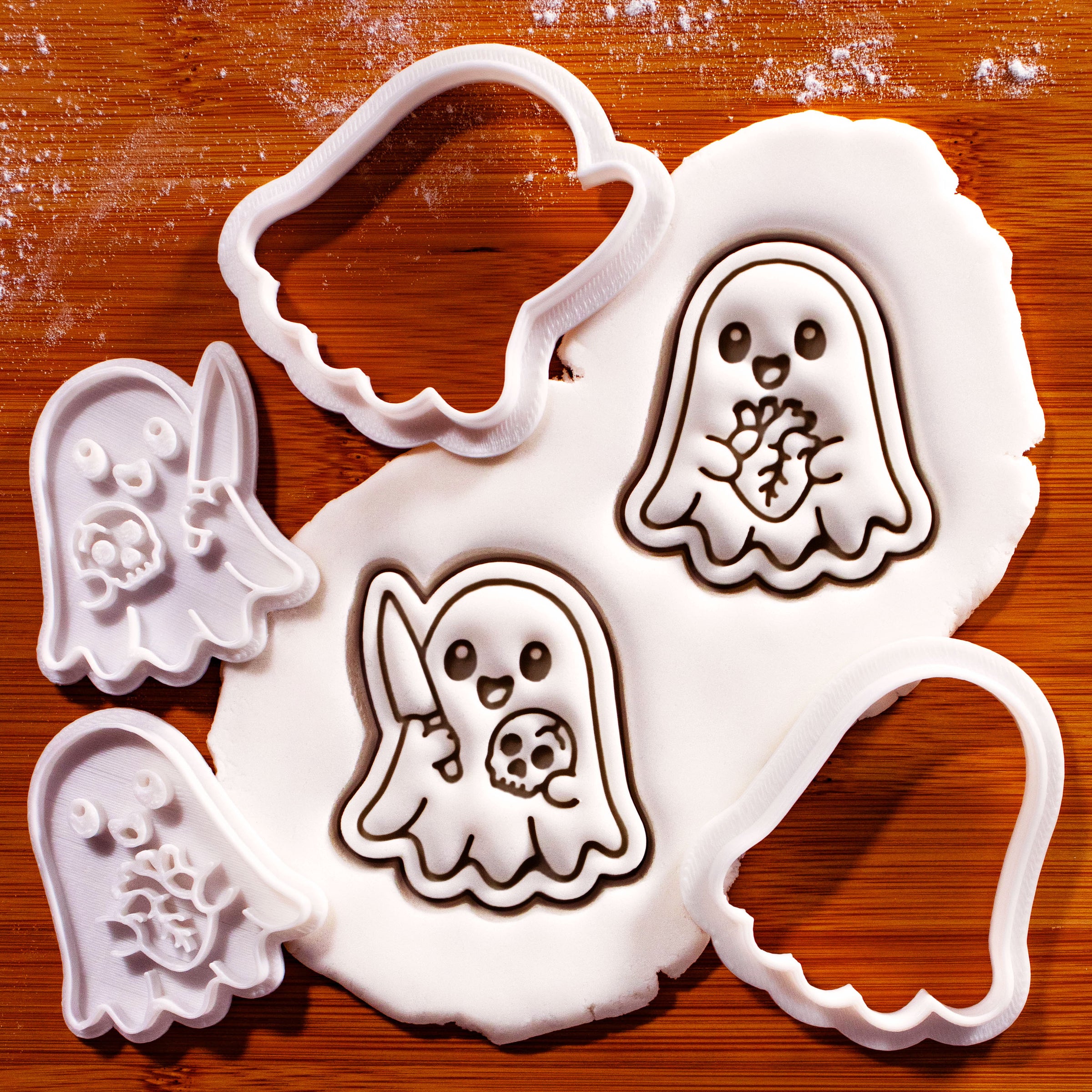 2 Mini Ghost Cookie Cutters & Stamps - Skull & Anatomical Heart
