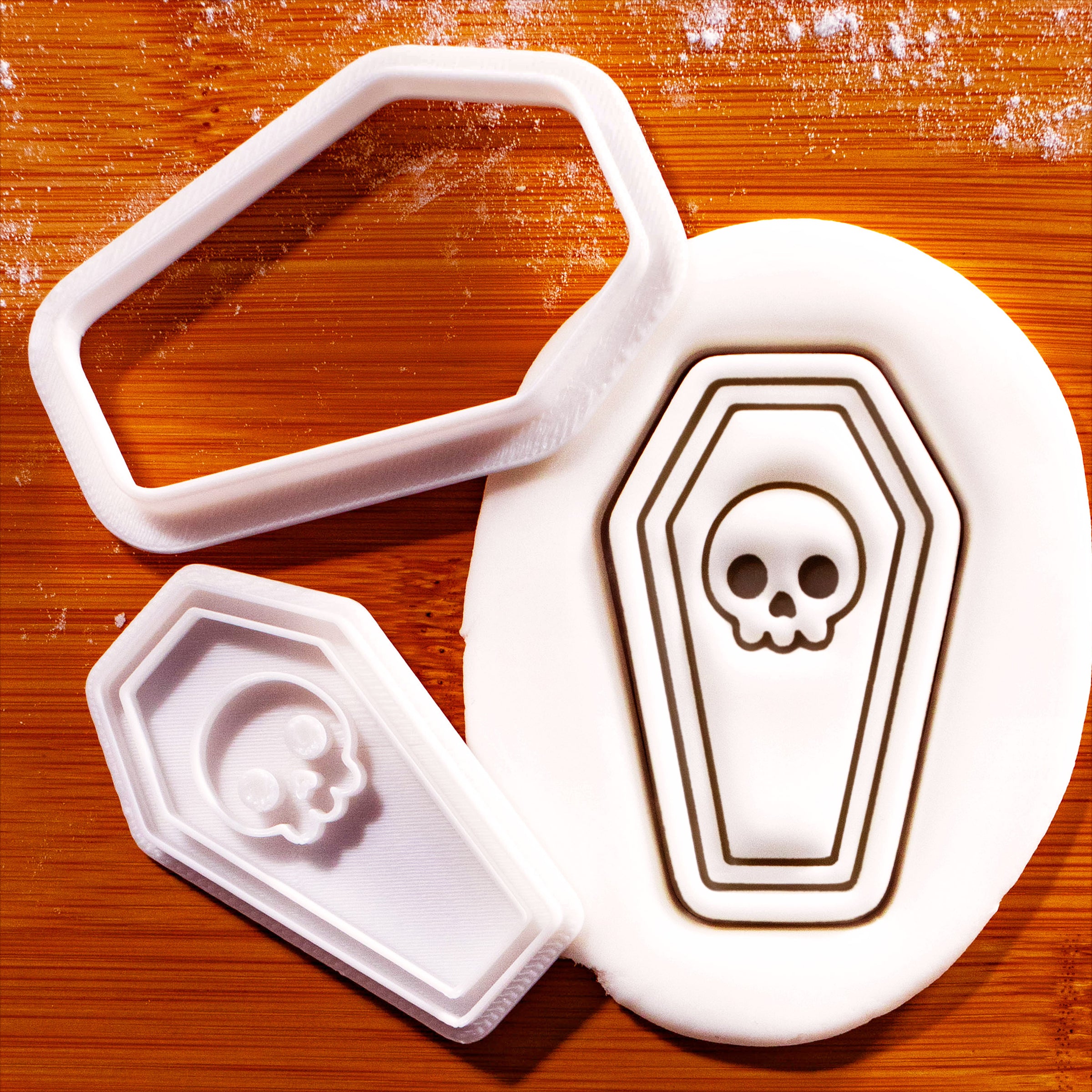 Skull Coffin Mini Cookie Cutter & Stamp Set