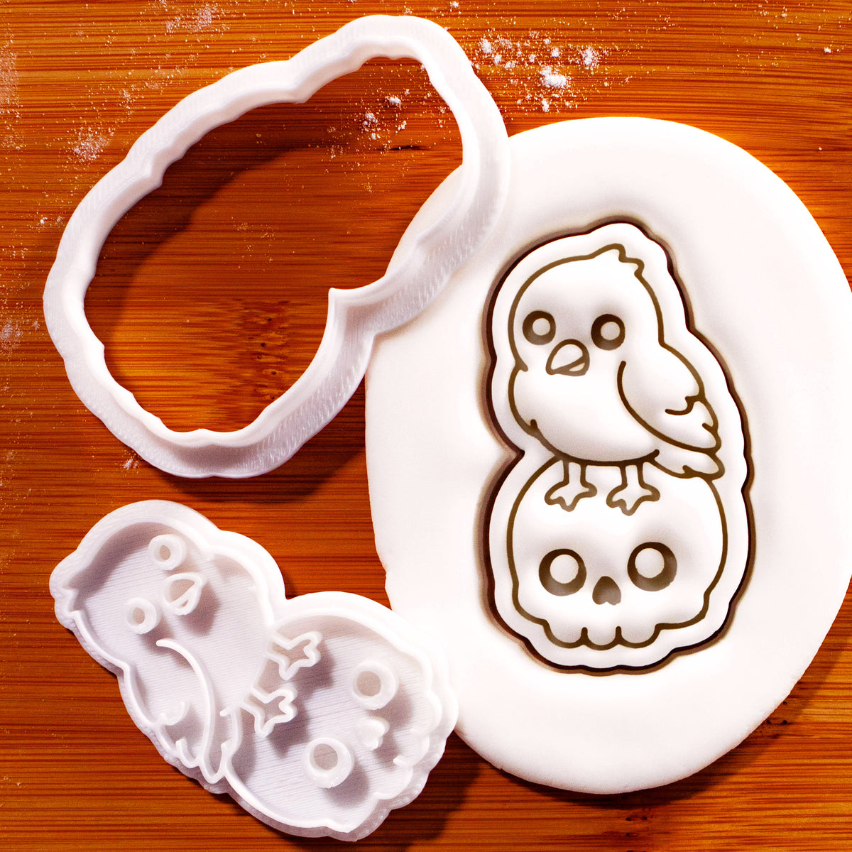 Raven on skull mini cookie cutter and stamp with detailed fondant impression for Halloween baking
