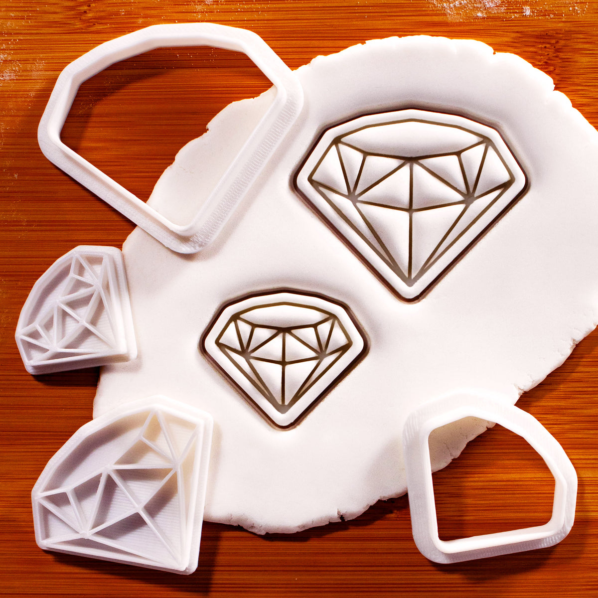 Diamond Mini and XS cookie cutter and stamp sets with detailed faceted impressions in fondant