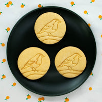 Bakerlogy robin red breast bird sugar cookies