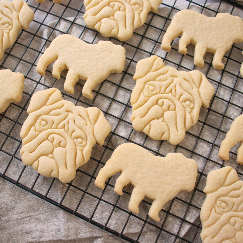 english bulldog face and silhouette cookies