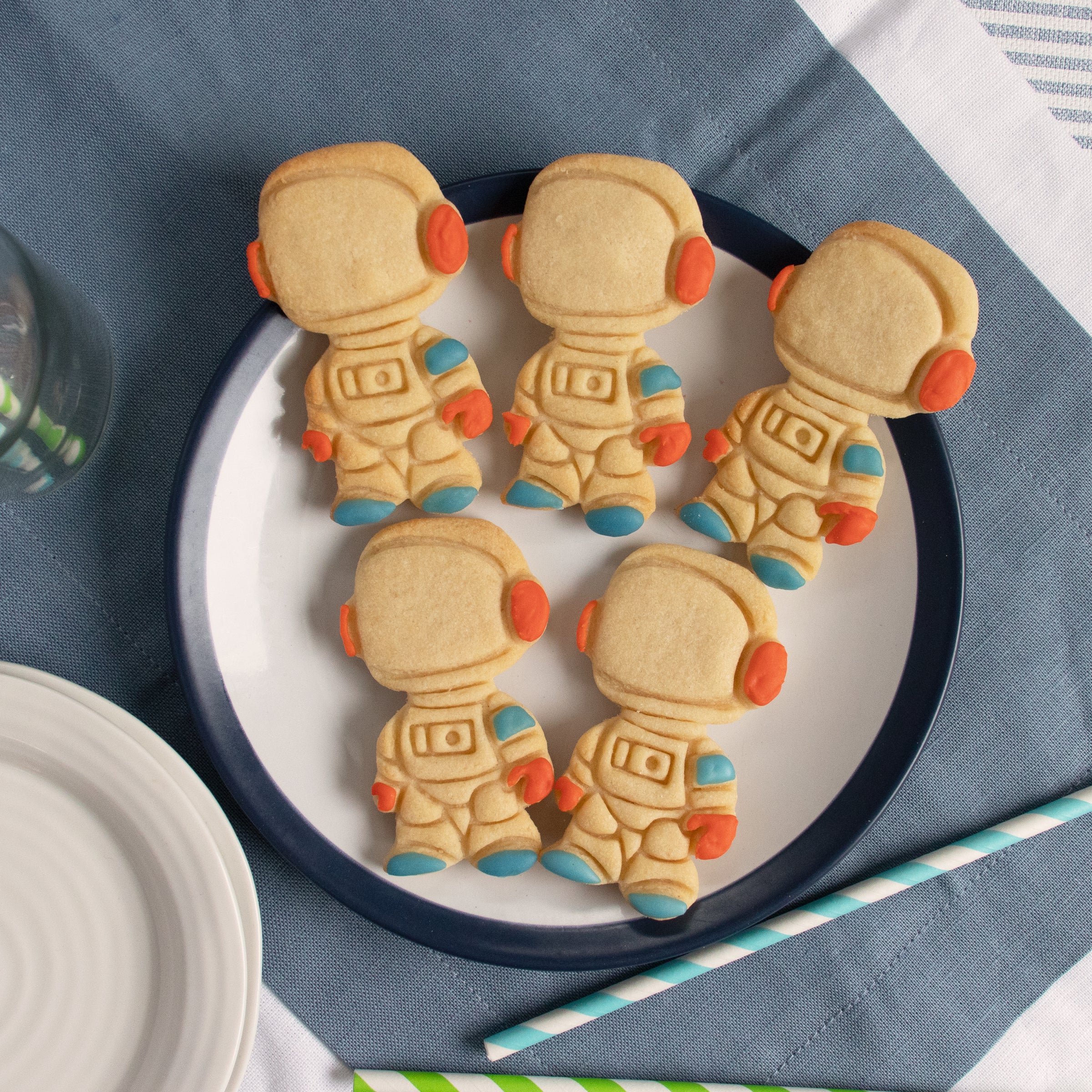 Cute Astronaut Cookie Cutter - Fast Cookie Cutters