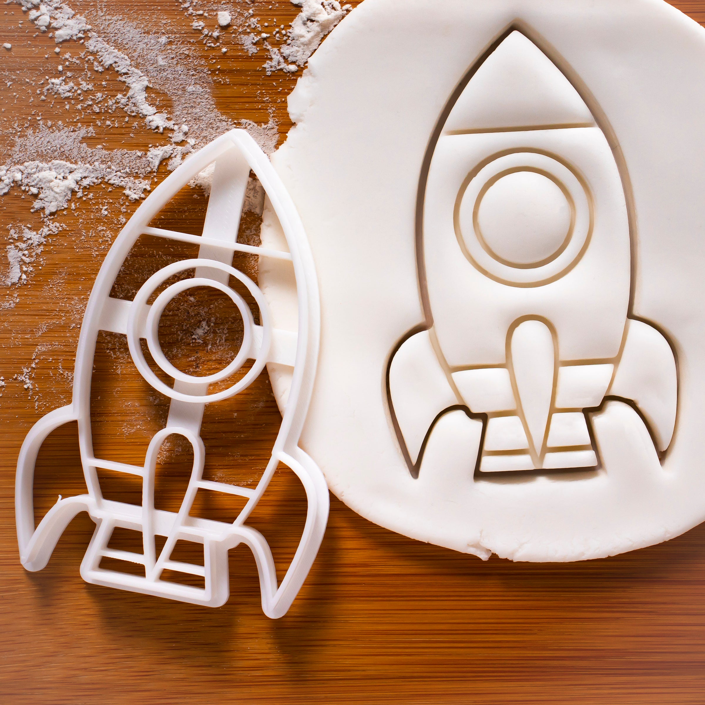 Space Cookie Cutters Shapes Set 9-Piece Crescent Moon, Star, Spaceship &  UFO, Sun, Rocket, Space Shuttle, Planet & Saturn, Astronaut, Alien  Astronomy