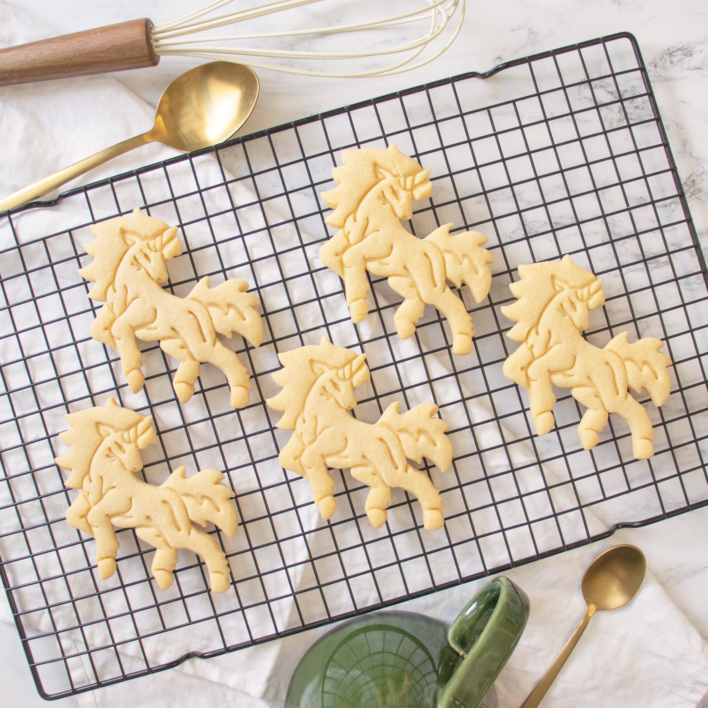 realistic unicorn cookies
