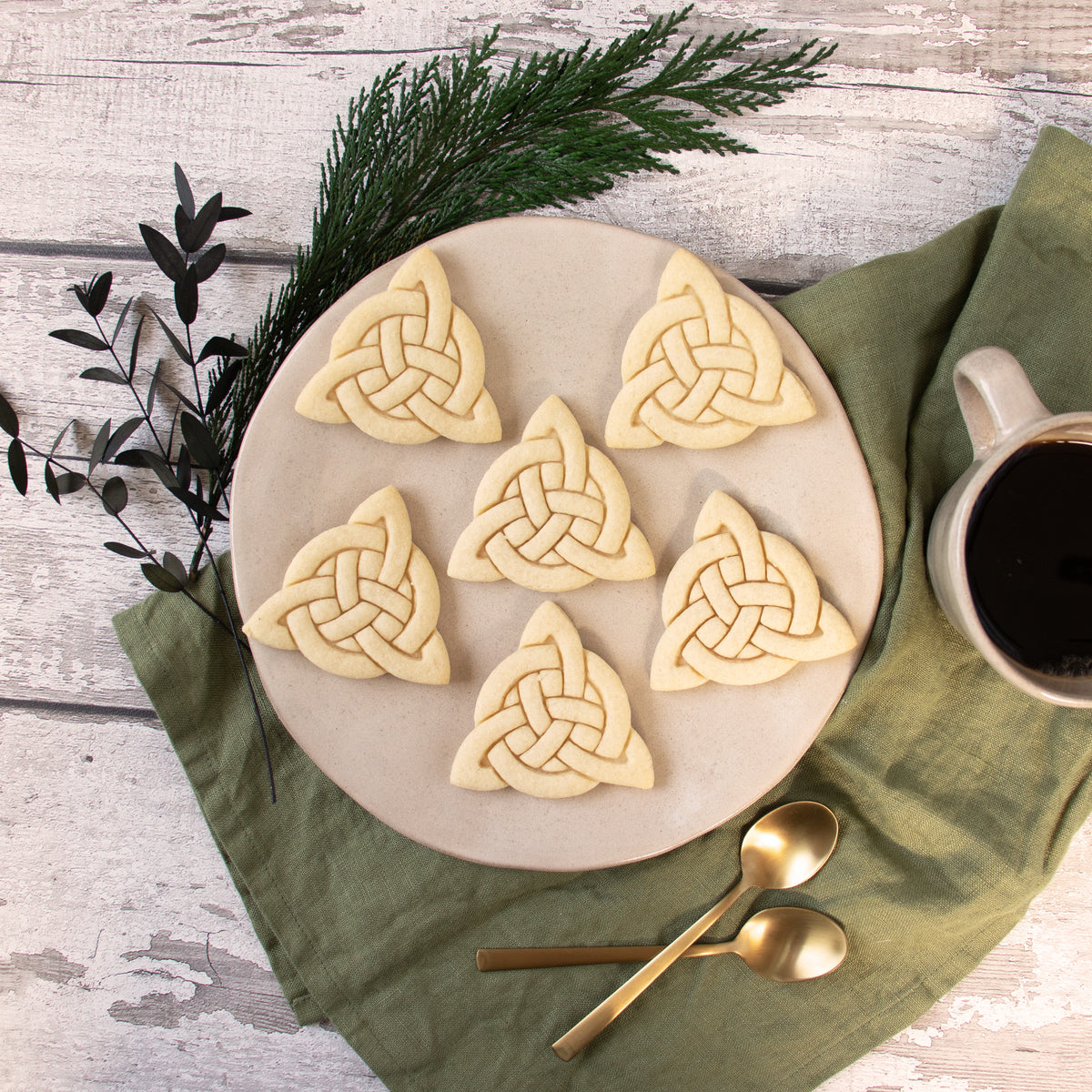 Celtic Triquetra Cookies