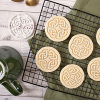Celtic Shield Knot Cookie