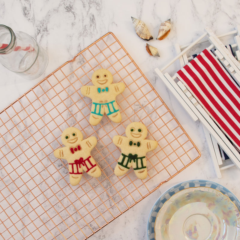summer gingerbread man in shorts cookies