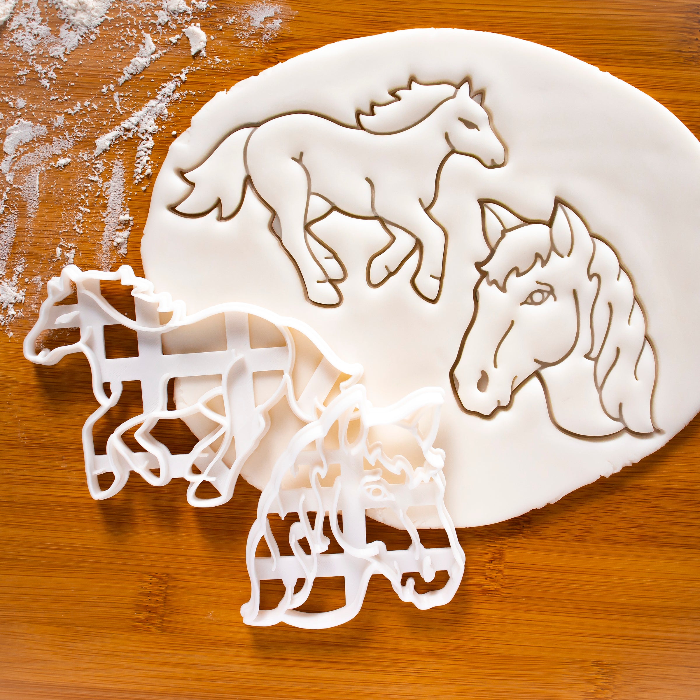 A Mighty Horse Head Shape Cake Decorating Fondant Cutters Tools,Halloween  Animal Head Cookie Biscuit Baking