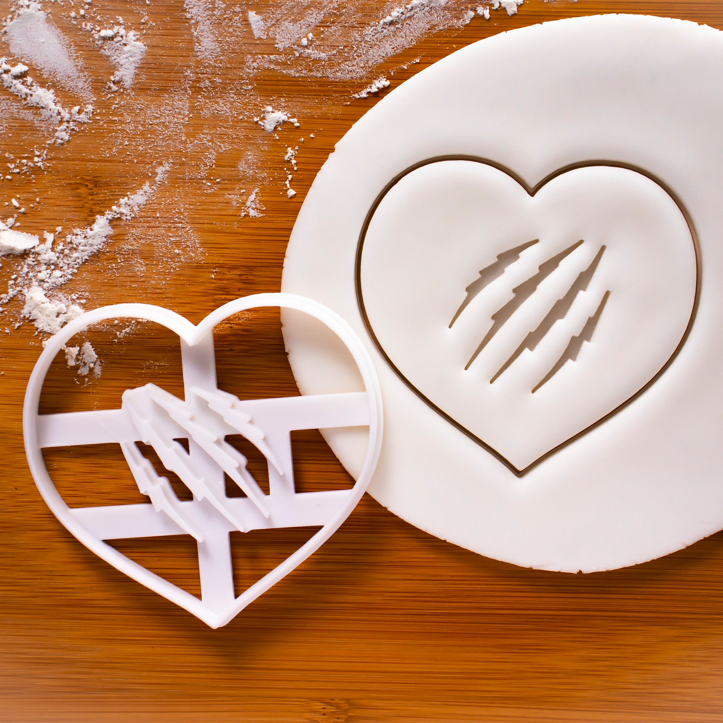 Heart Claws Cookie Cutter