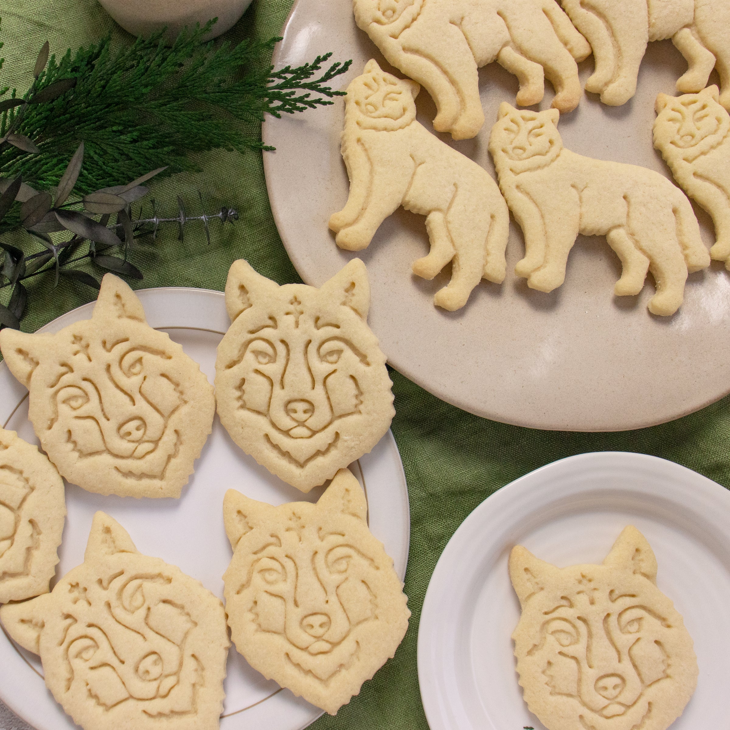 wolf cookies