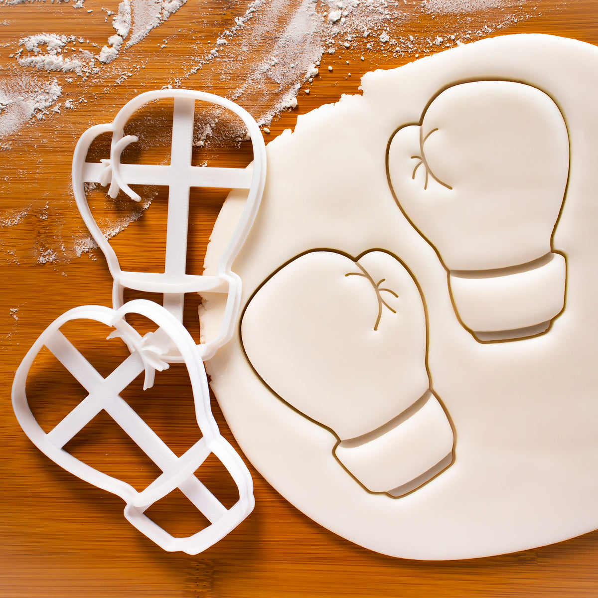 Set of 2 Boxing Glove Cookie Cutters (back view)