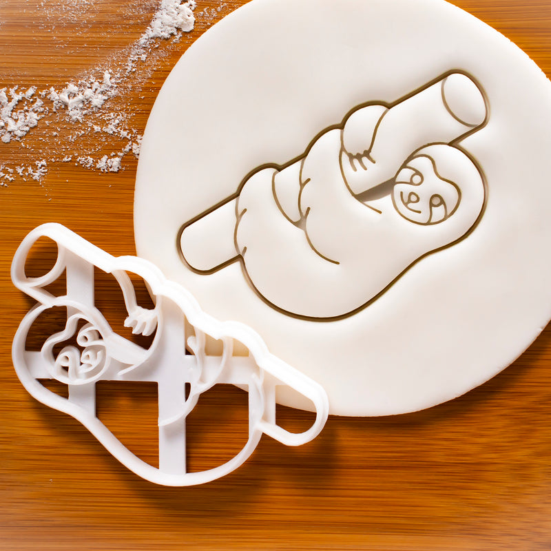 Three-Toed Sloth on Tree cookie cutter