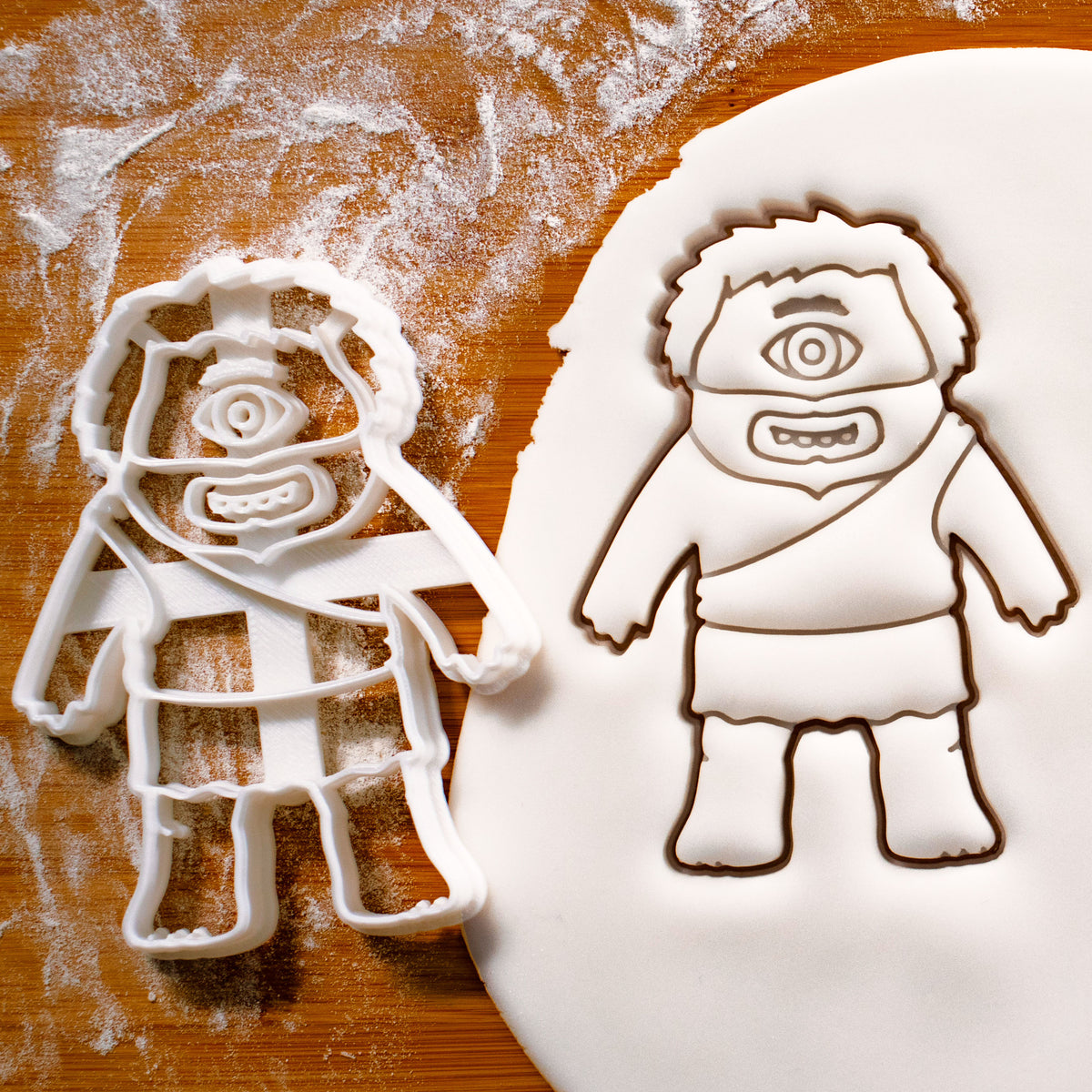 Cute Cyclops Cookie Cutter – Bakerlogy