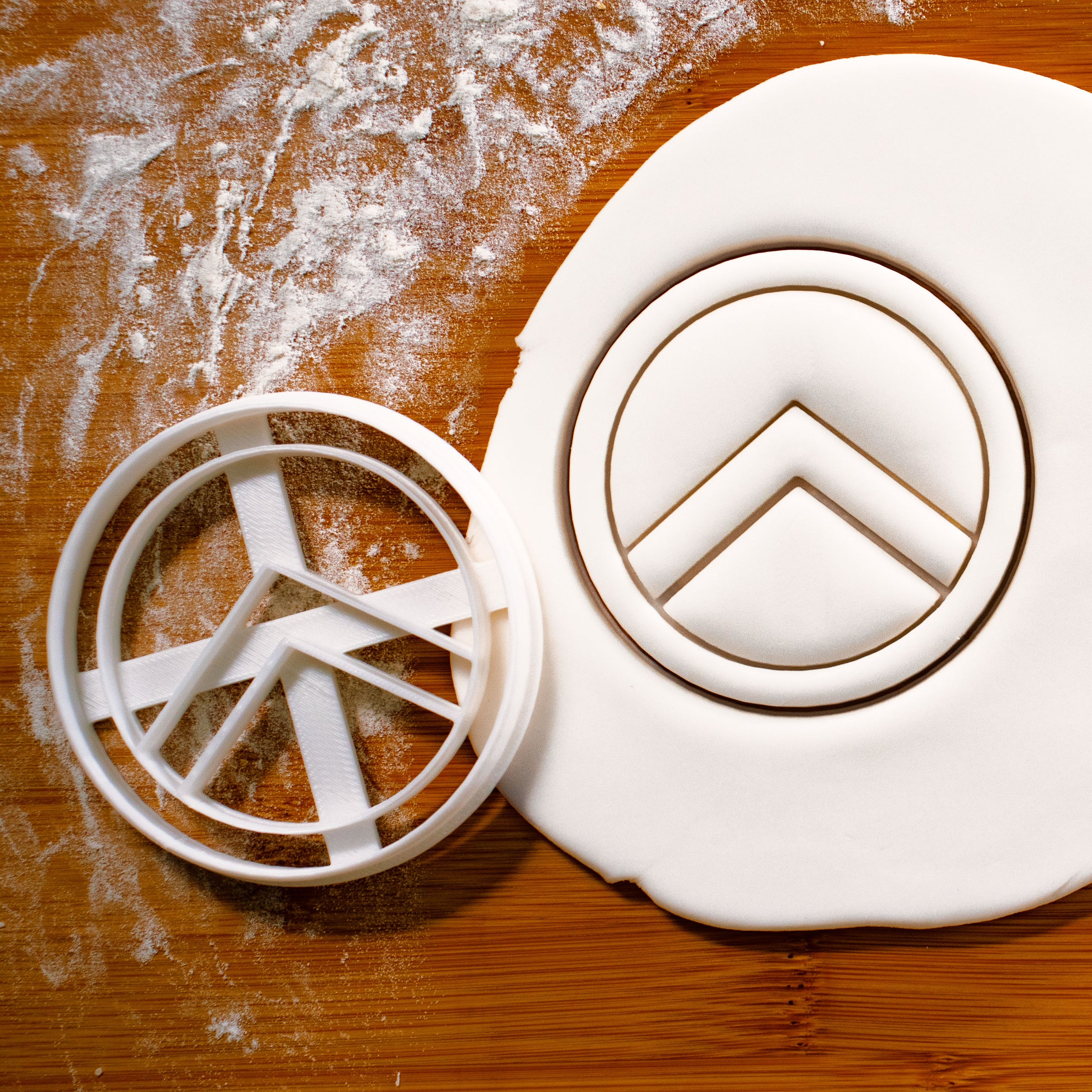 spartan shield cookie cutter