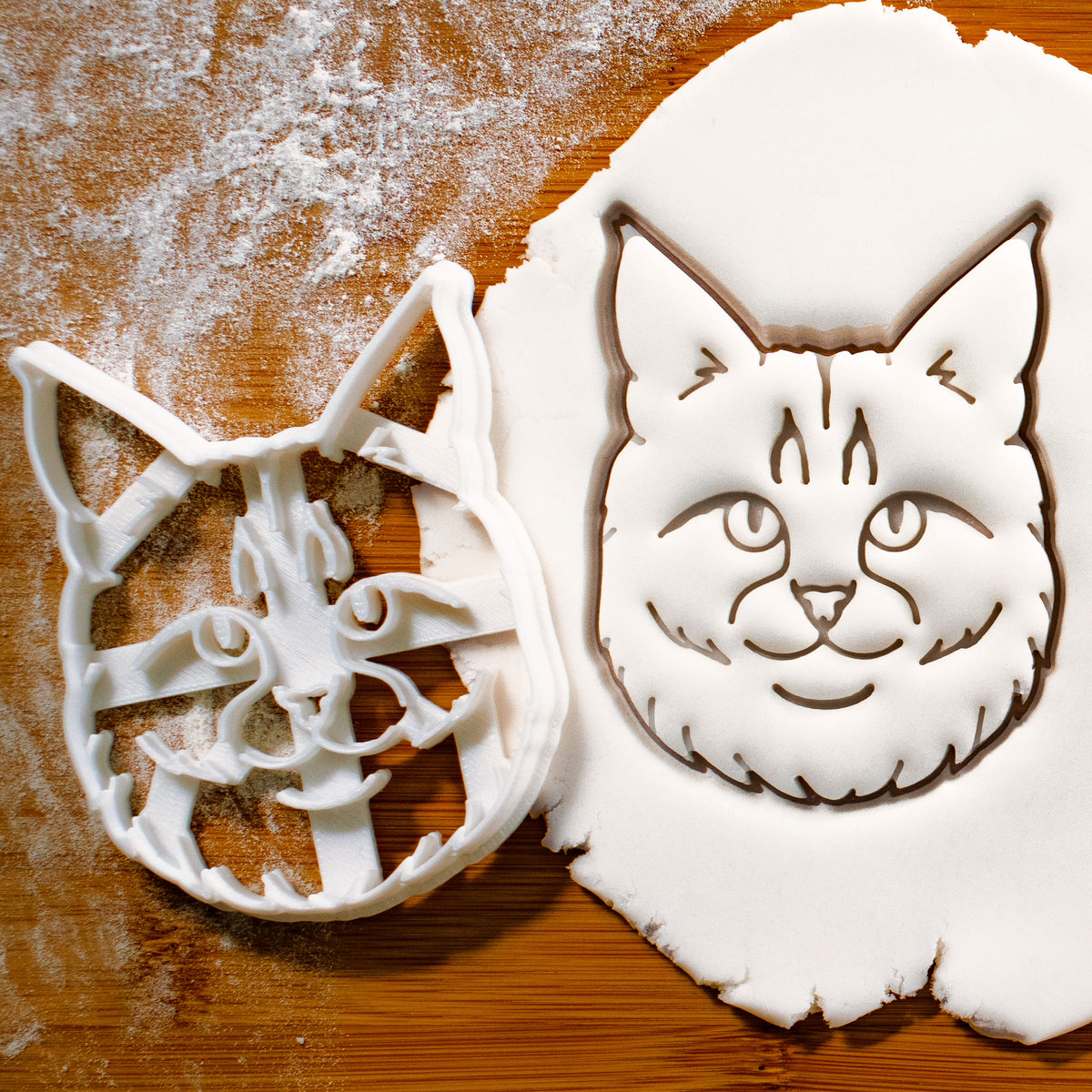maine coon cat cookie cutter