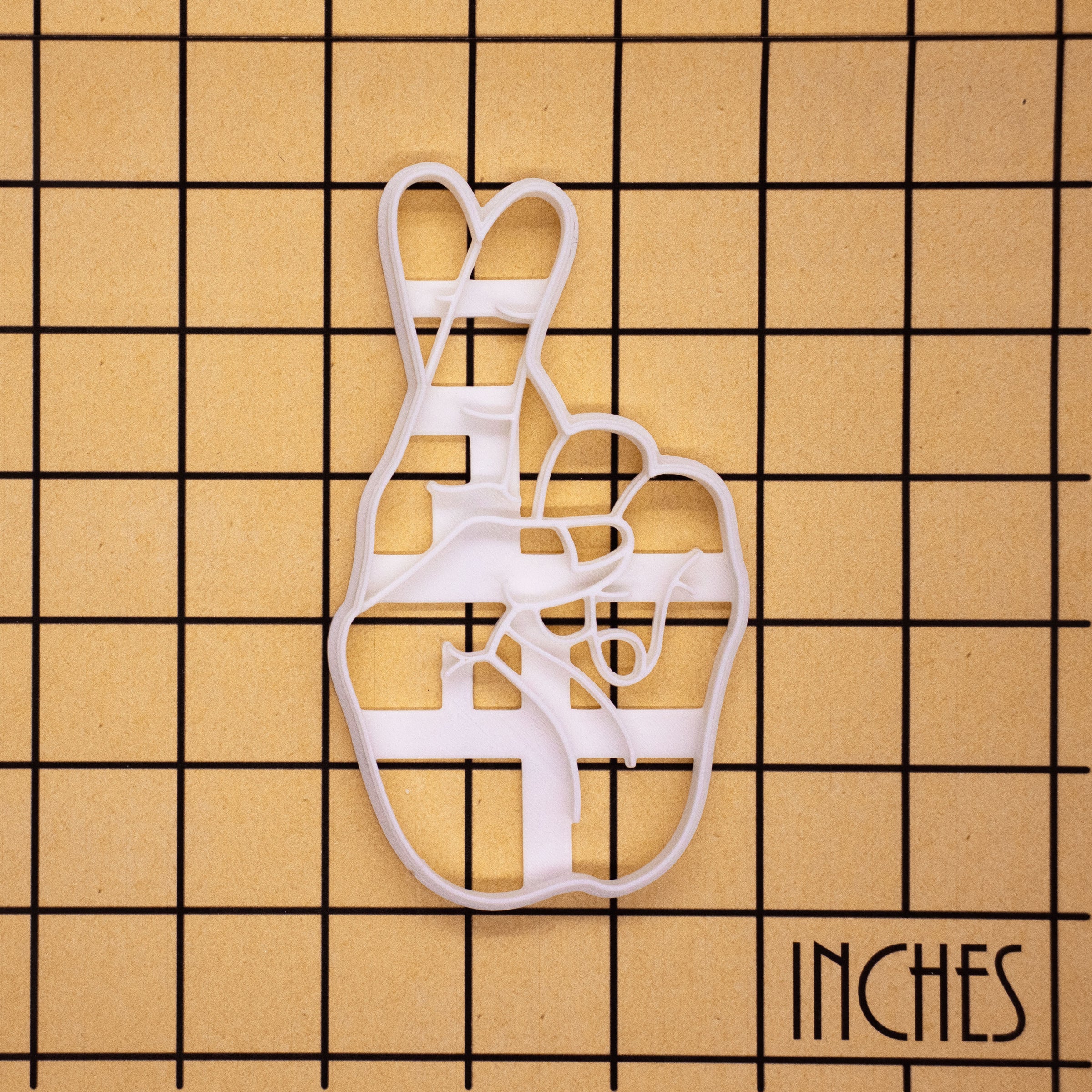 American Sign Language Letter R Cookie Cutter – Bakerlogy