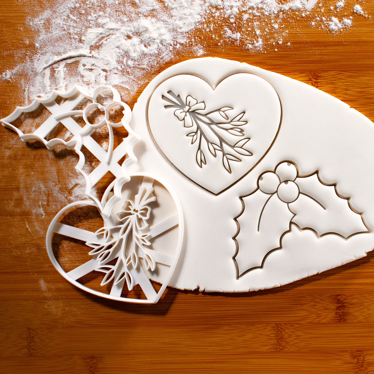 holly and mistletoe cookie cutters